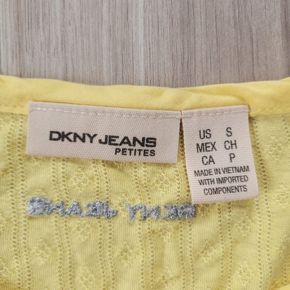 DKNY yellow small petite blouse - Picture 3 of 3